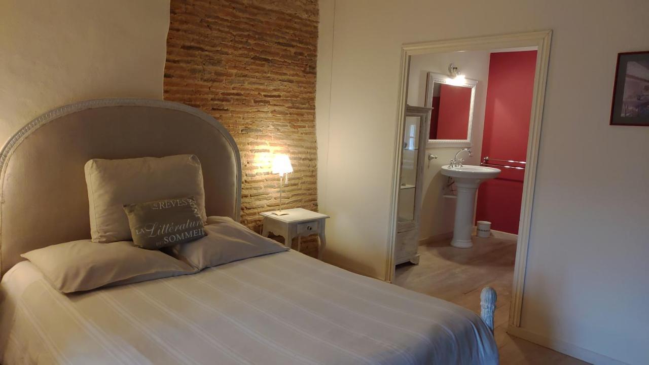 Bed and Breakfast Le Manoir De Gatines Tigné Zewnętrze zdjęcie