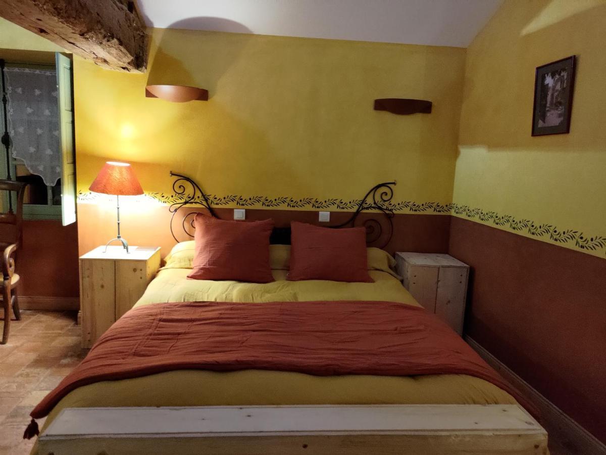 Bed and Breakfast Le Manoir De Gatines Tigné Zewnętrze zdjęcie