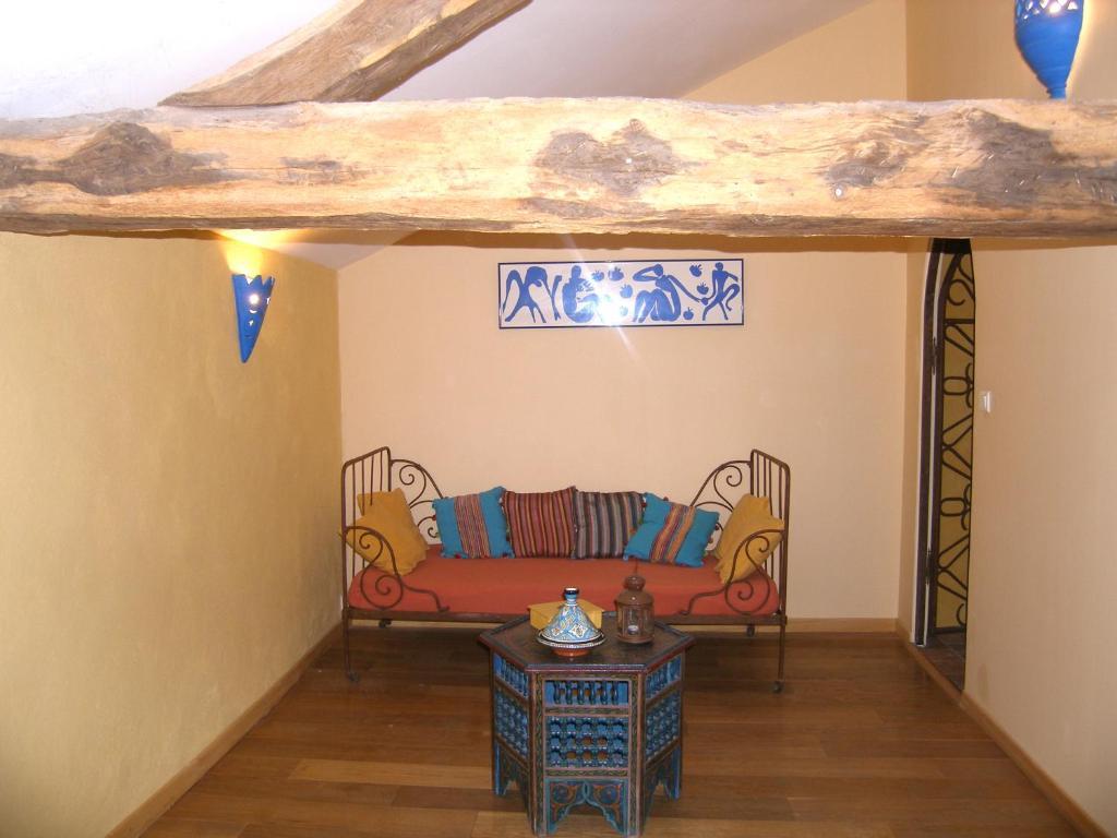 Bed and Breakfast Le Manoir De Gatines Tigné Zewnętrze zdjęcie